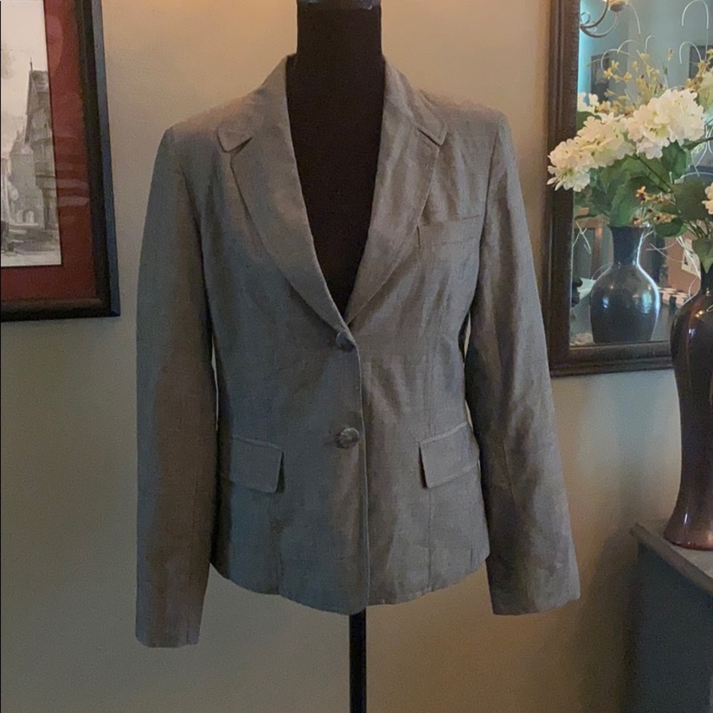 Jones New York button front jacket